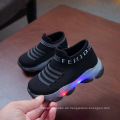 Lighting Lights Schnürsenkel Schuhe Jungen Kinder Mädchen Mann Sneakers Box Trainer gefrorene lange blinkende LED -Schuhe